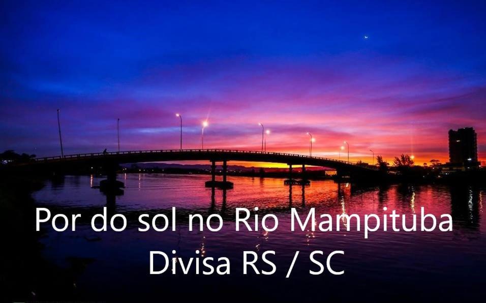 Вілла Casa De 2 Quartos Com 2 Ares-Condicionados Em Torres-Rs - Na Mais Bela Praia Gaucha - Cozinha - Banheiro - Tv Smart 32 E Wi-Fi - Estacionamento - Anfitria Superhost No Bnb Екстер'єр фото