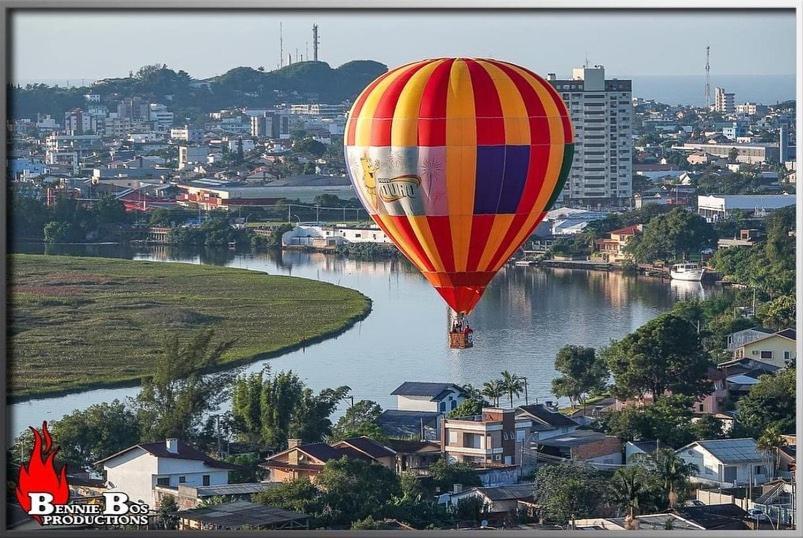 Вілла Casa De 2 Quartos Com 2 Ares-Condicionados Em Torres-Rs - Na Mais Bela Praia Gaucha - Cozinha - Banheiro - Tv Smart 32 E Wi-Fi - Estacionamento - Anfitria Superhost No Bnb Екстер'єр фото