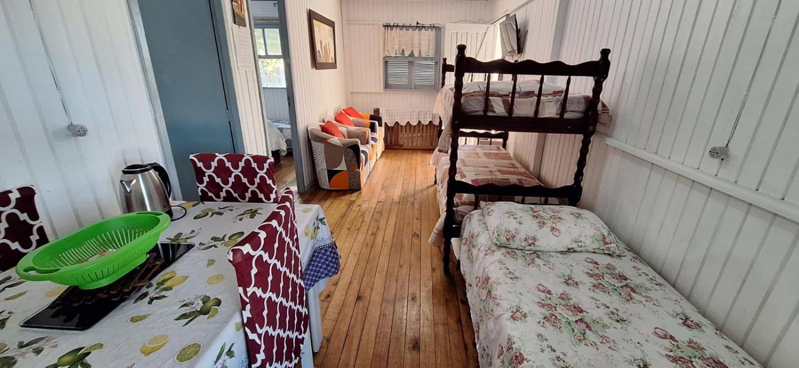 Вілла Casa De 2 Quartos Com 2 Ares-Condicionados Em Torres-Rs - Na Mais Bela Praia Gaucha - Cozinha - Banheiro - Tv Smart 32 E Wi-Fi - Estacionamento - Anfitria Superhost No Bnb Екстер'єр фото