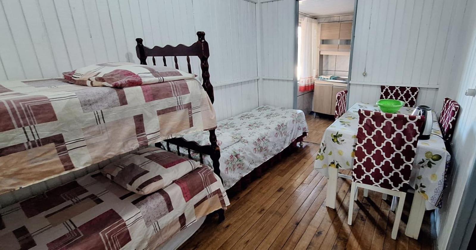 Вілла Casa De 2 Quartos Com 2 Ares-Condicionados Em Torres-Rs - Na Mais Bela Praia Gaucha - Cozinha - Banheiro - Tv Smart 32 E Wi-Fi - Estacionamento - Anfitria Superhost No Bnb Екстер'єр фото