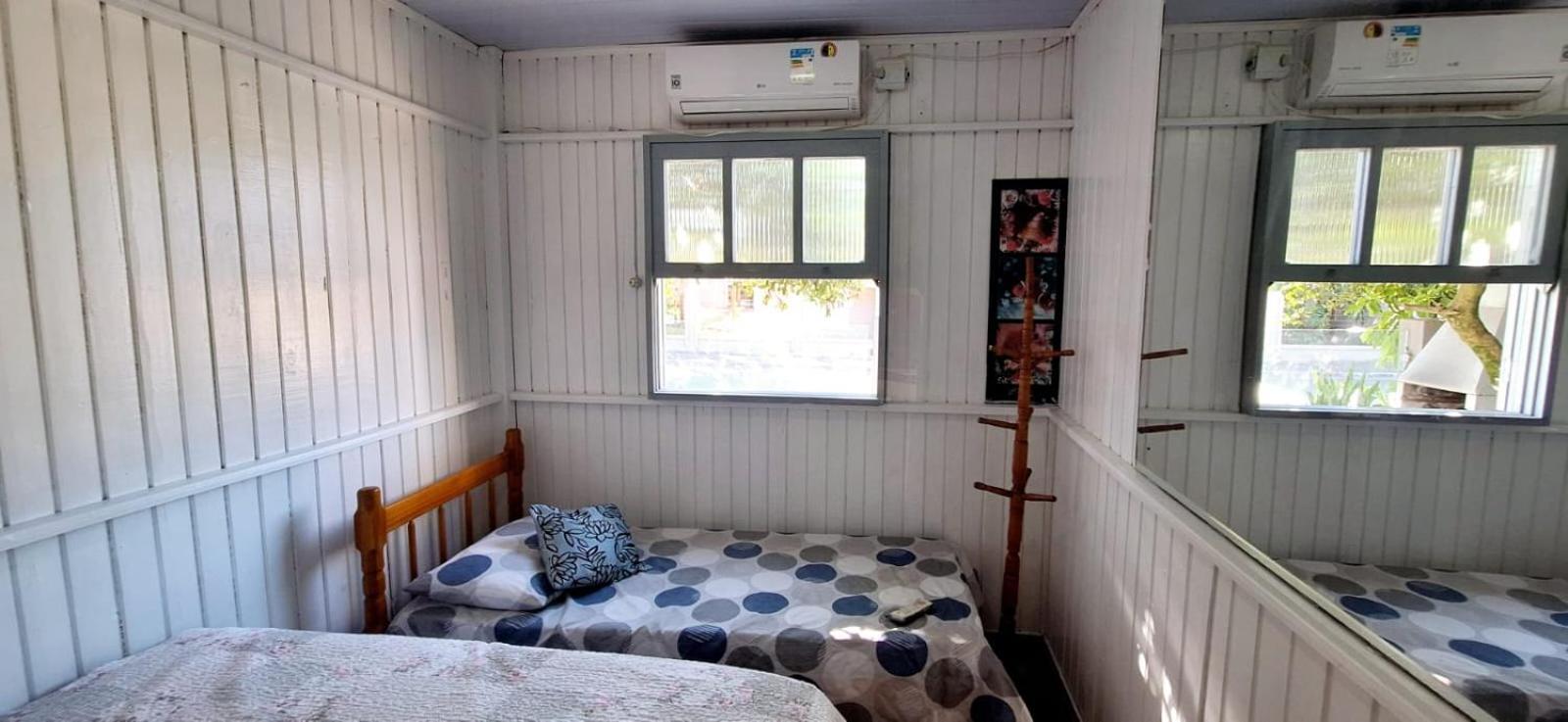 Вілла Casa De 2 Quartos Com 2 Ares-Condicionados Em Torres-Rs - Na Mais Bela Praia Gaucha - Cozinha - Banheiro - Tv Smart 32 E Wi-Fi - Estacionamento - Anfitria Superhost No Bnb Екстер'єр фото
